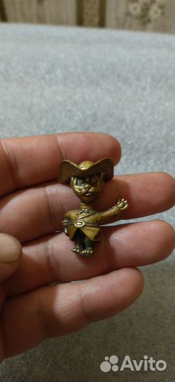 Статуэтки бронза