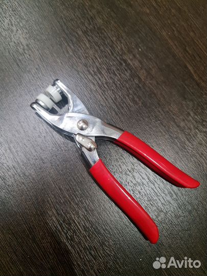 Щипцы для установки кнопок