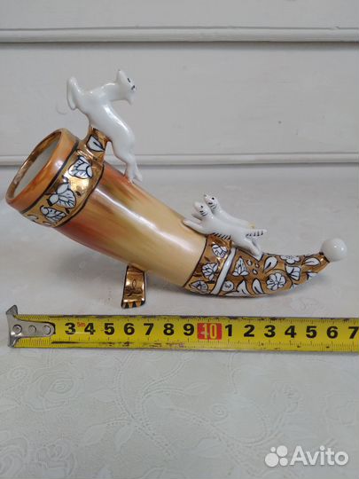 Статуэтка фарфор