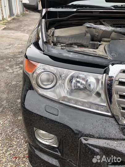 Land Cruiser 200 2012-2015 Реснички на фары S5WA7