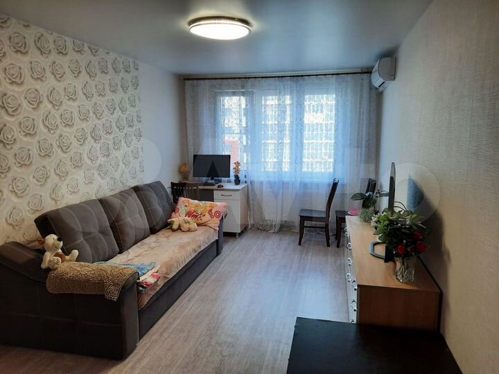 2-к. квартира, 65 м², 9/16 эт.