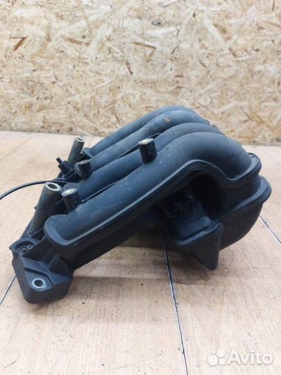 Коллектор впускной Mercedes Slk M111.973 2001