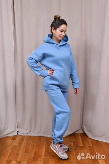 Спортивный костюм теплый с начесом женский