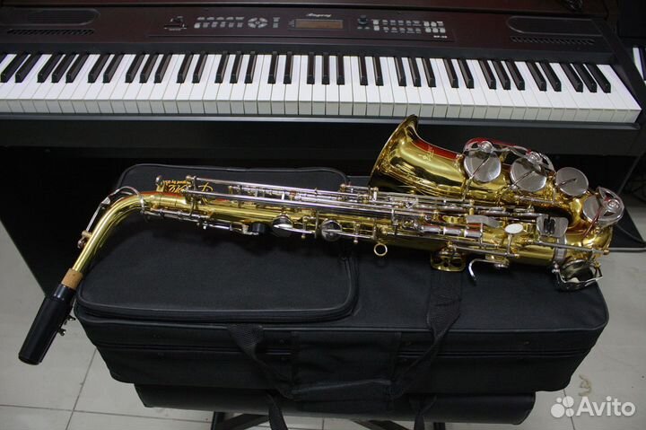 Саксофон альт Eb Slade Alto Sax