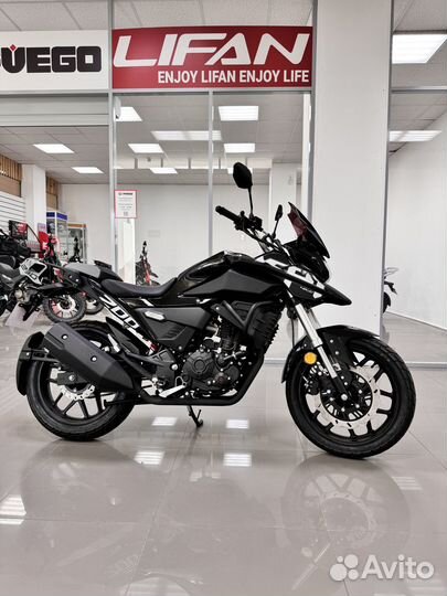 Мотоцикл Lifan KPT 200