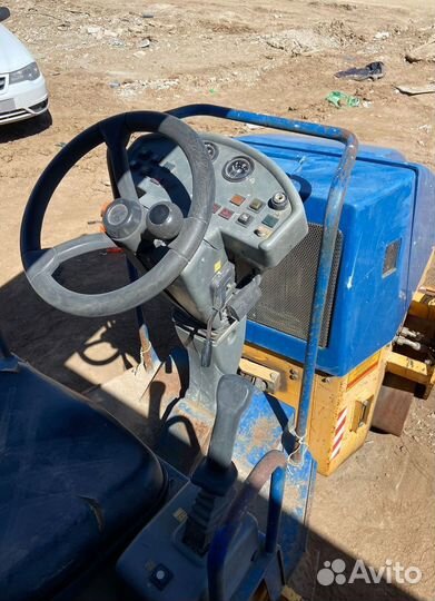 Дорожный каток Раскат RV-2,0DD, 2011