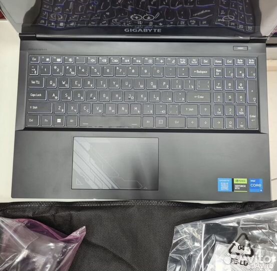 Новый игровой Gigabyte RTX4060, i5 12500h, 16/512