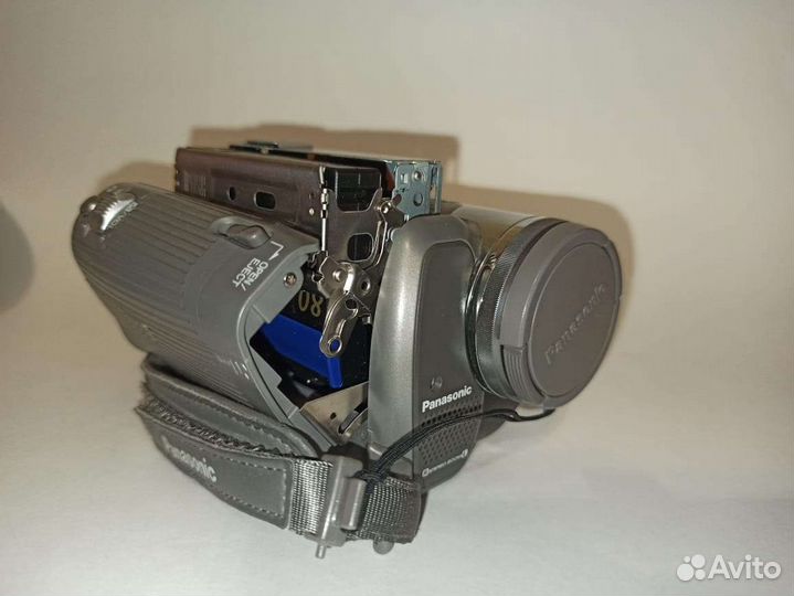 Видеокамера Panasonic NV-gs230ee-S