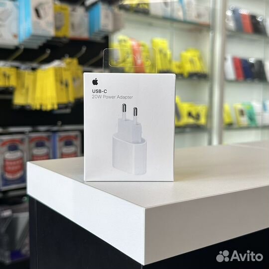 Зарядка на iPhone 20w