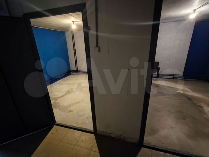 Склады (Помещения ) с арендаторами, 23 м²