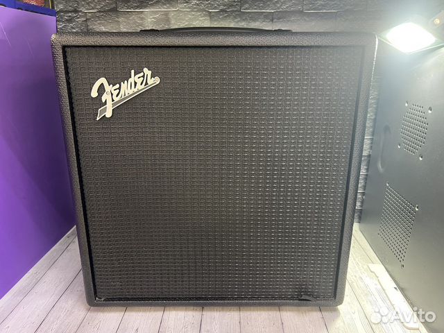 Комбик Fender Rumbler LT25