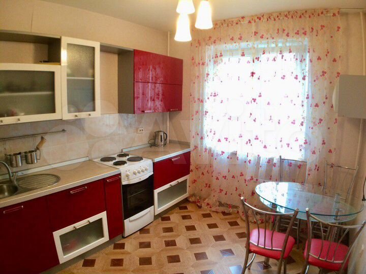 1-к. квартира, 43 м², 3/10 эт.
