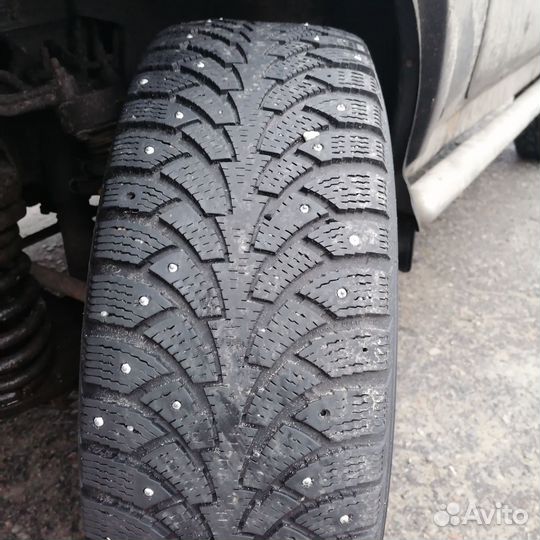 Nordman 5 215/65 R16