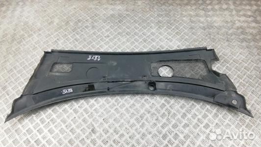 Накладка декоративная (жабо, дождевик) audi A6 C6