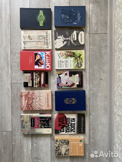 Книги в ассортименте