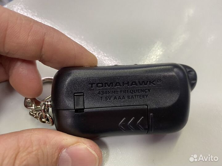 Брелок tomahawk X5