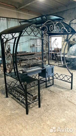 Кованые мангалы с крышей