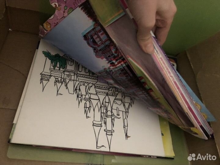 Коробка-книги,журналы,игрушки