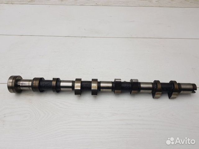 Распредвал выпускной правый Land Rover Range Rover