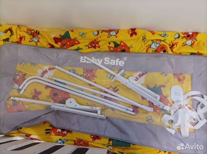 Защитный бортик для кровати