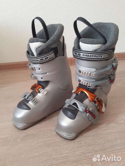 Горнолыжные ботинки