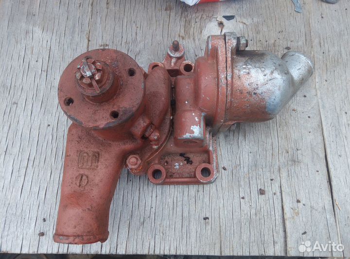 Водяной насос (помпа, термостат) газ 21