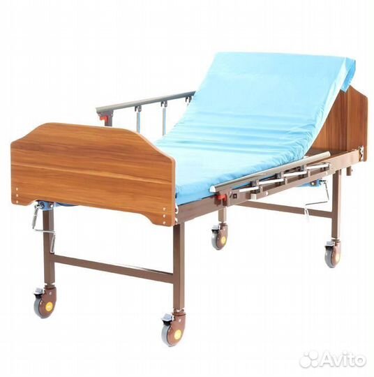 Медицинская кровать для инвалидов