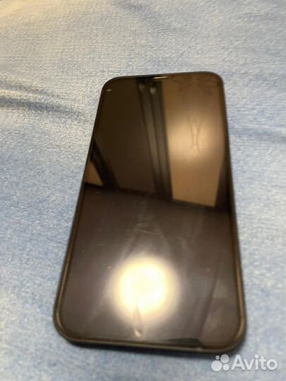 iPhone 12, 64 ГБ