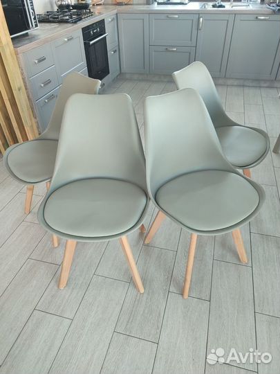 Комплект стульев для кухни 4 шт