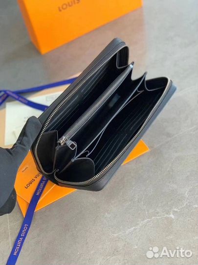 Бумажник Louis Vuitton