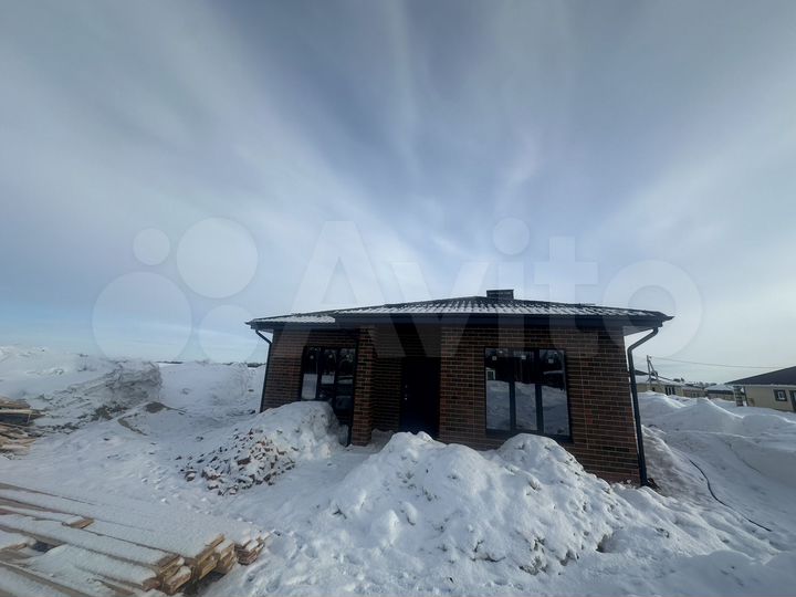 Коттедж 140 м² на участке 10 сот.