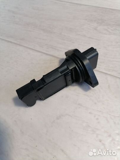Датчик массового расхода воздуха Nissan