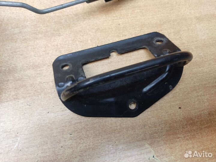 Замок крышки багажника, Volvo 960