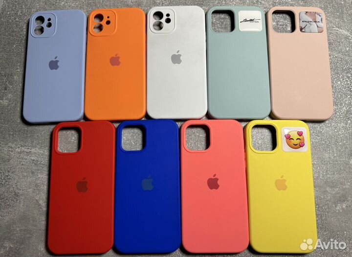Чехлы на айфон 12