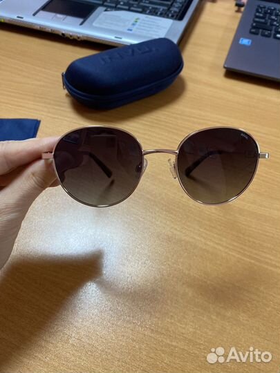 Солнцезащитные очки invu