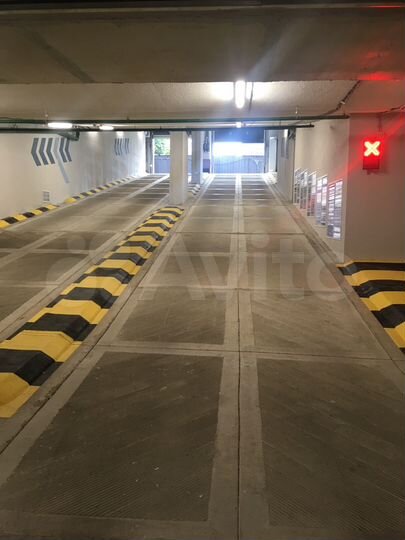 Машиноместо, 13 м²