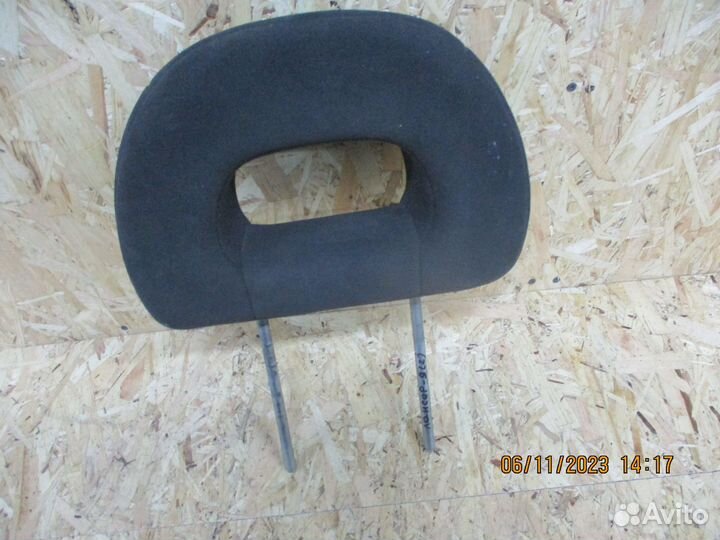 Подголовник передний Митсубиси лансер 9