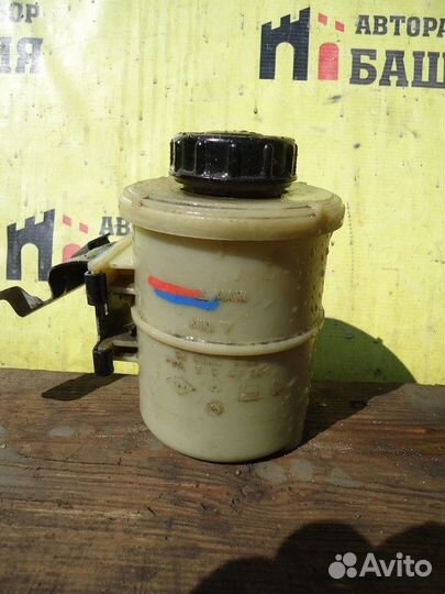 Nissan almera G15 Бачок гур