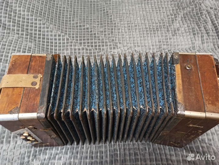 Гармонь тульская