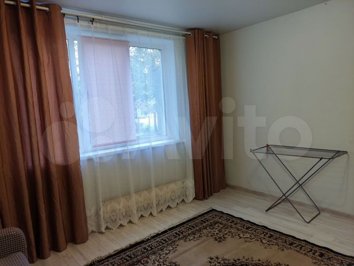 Комната 18 м² в 4-к., 1/12 эт.