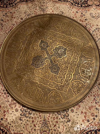 Старинный столик Восток