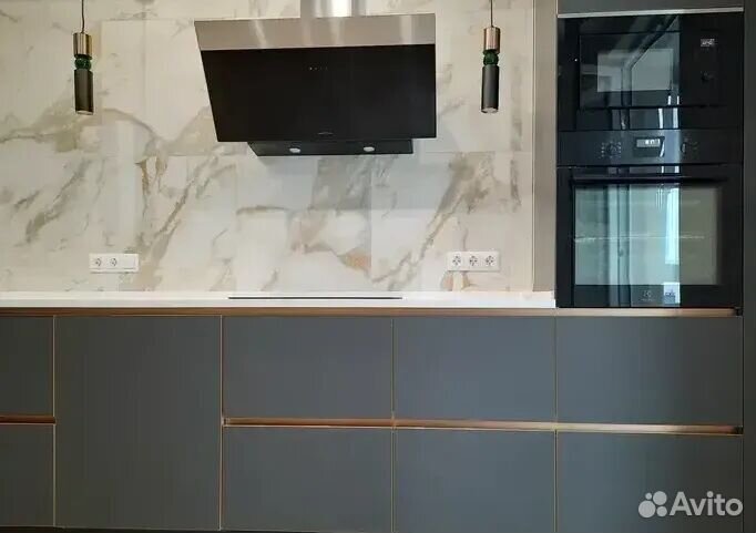 Кухня. Широкий выбор фурнитур