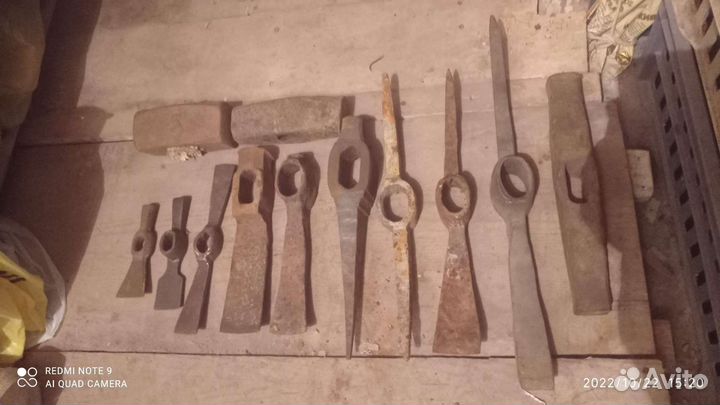 Тесло, бабка,кирка, кувалда СССР