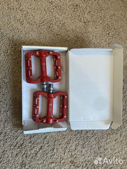 Педали на велосипед