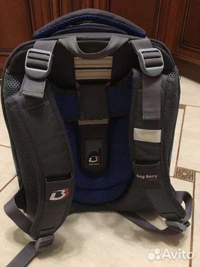 Рюкзак школьный