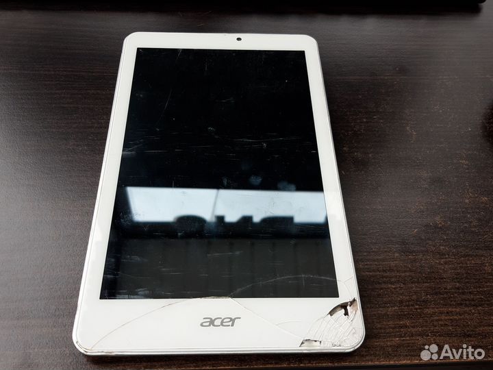 Acer Iconia tab w1-810