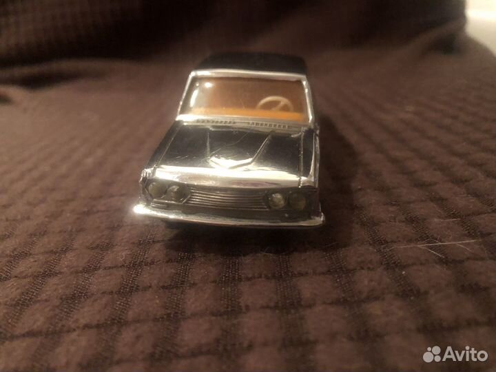 Модель автомобиля Газ. Горький Волга 4-ех фарная