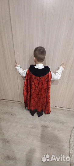 Костюм карнавальный