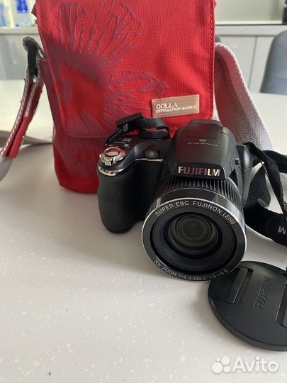 Компактный фотоаппарат