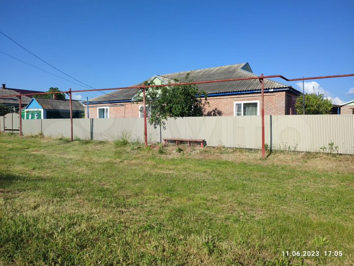 Дом 173,7 м² на участке 6,6 сот.